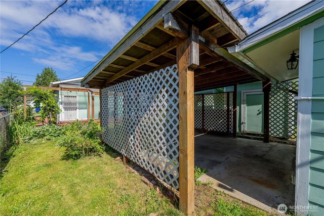 2424 Cleveland Avenue, Everett, WA 98201