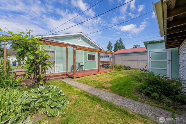 2424 Cleveland Avenue, Everett, WA 98201