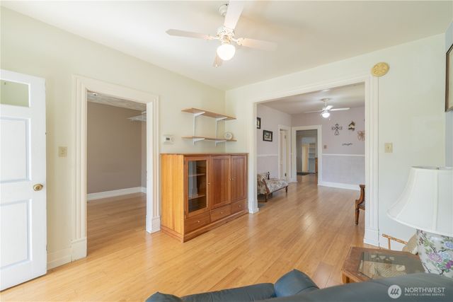 2424 Cleveland Avenue, Everett, WA 98201