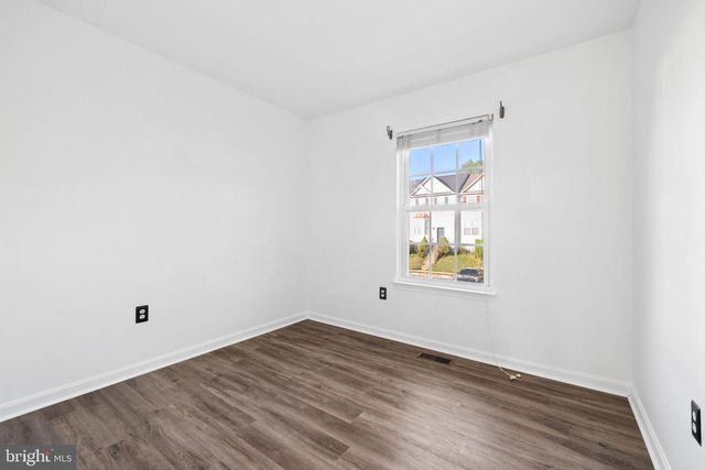 15721 LANSDALE PL, Dumfries, VA 22025