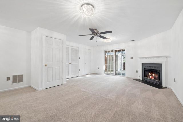 15721 LANSDALE PL, Dumfries, VA 22025