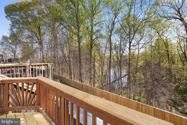 15721 LANSDALE PL, Dumfries, VA 22025