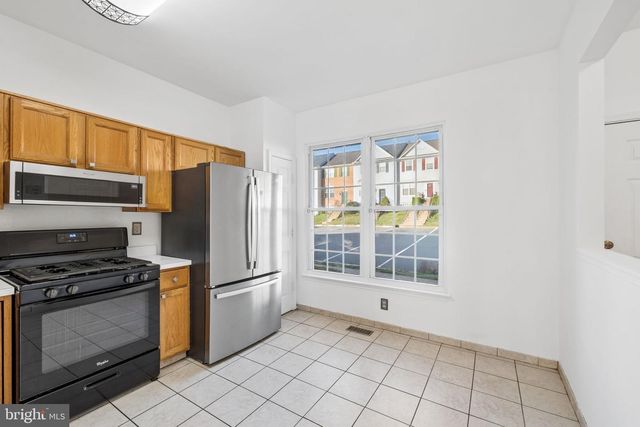 15721 LANSDALE PL, Dumfries, VA 22025