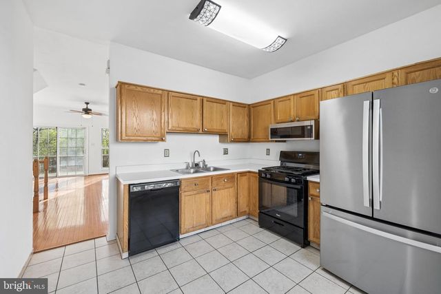 15721 LANSDALE PL, Dumfries, VA 22025