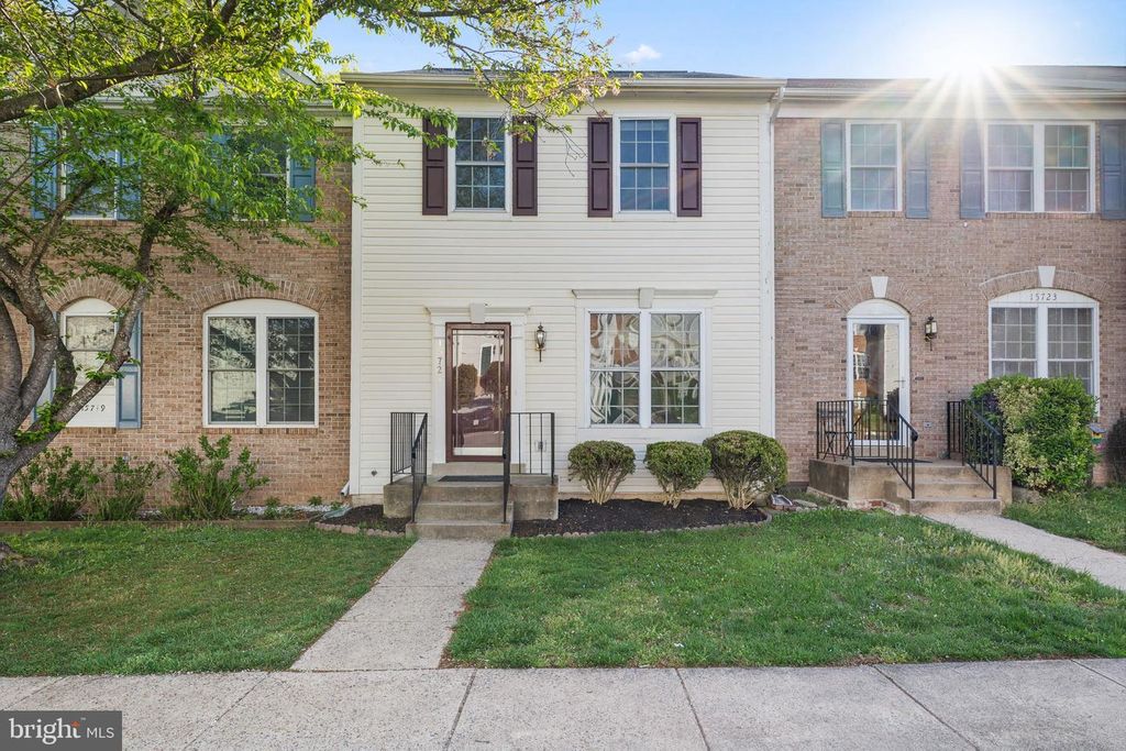 15721 LANSDALE PL, Dumfries, VA 22025