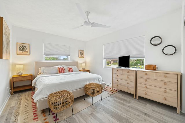 337 N Fairway N, Tequesta, FL 33469