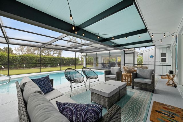 337 N Fairway N, Tequesta, FL 33469