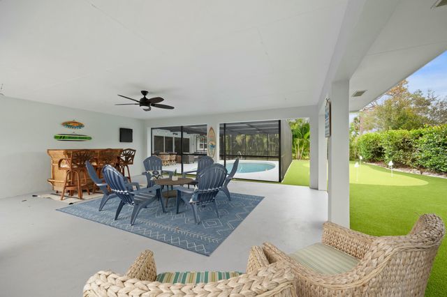 337 N Fairway N, Tequesta, FL 33469