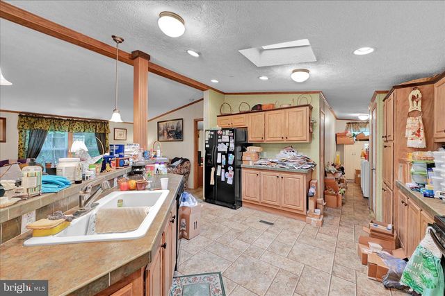 902 IVY LN, Ephrata, PA 17522