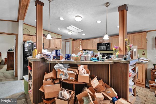 902 IVY LN, Ephrata, PA 17522
