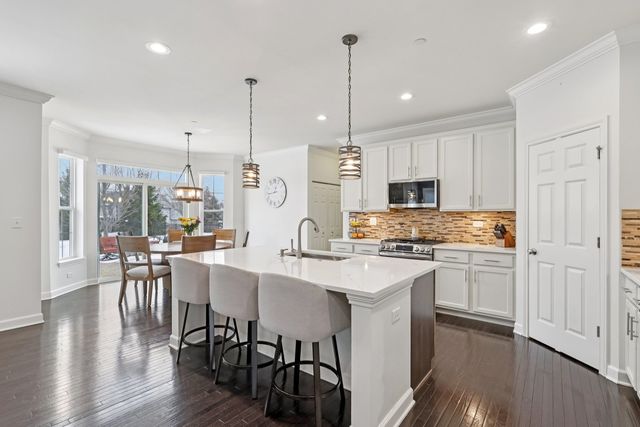 3539 Elsie Lane, Hoffman Estates, IL 60192