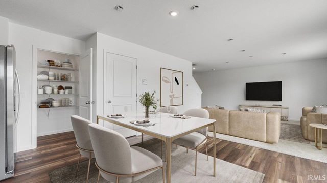 12282 Hideout Pass, Fort Wayne, IN 46818