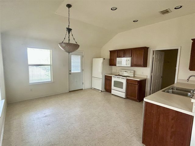 704 Corral Street, Cross Roads, TX 76227