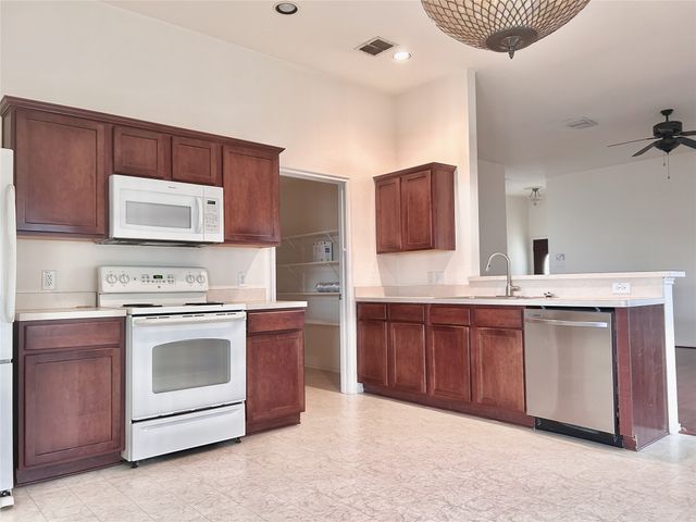 704 Corral Street, Cross Roads, TX 76227