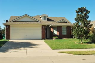 704 Corral Street, Cross Roads, TX 76227