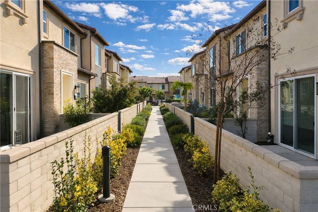 3641 E Moonlight 51, Ontario, CA 91761