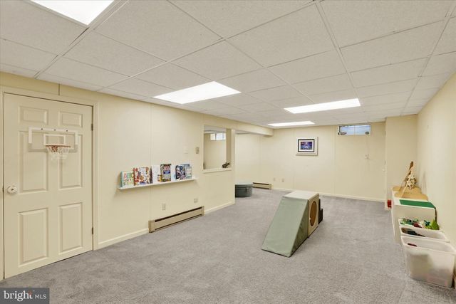 300 ROBIN HOOD DR, Yardley, PA 19067