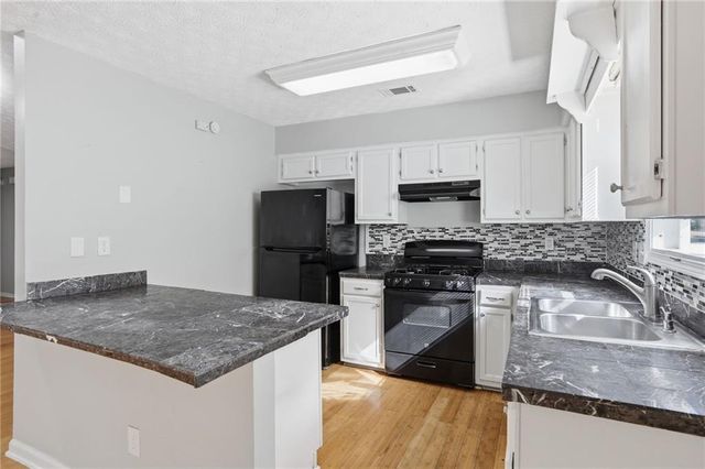 1486 Carriage Lane, Jonesboro, GA 30238