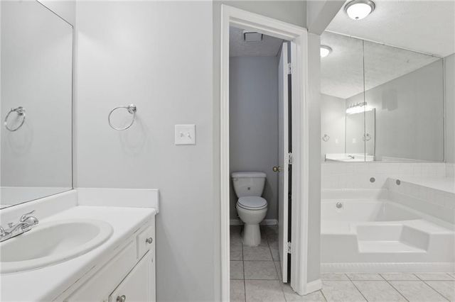 1486 Carriage Lane, Jonesboro, GA 30238