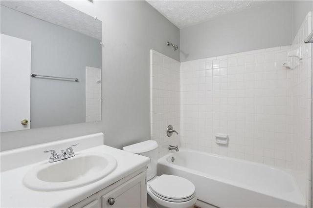 1486 Carriage Lane, Jonesboro, GA 30238