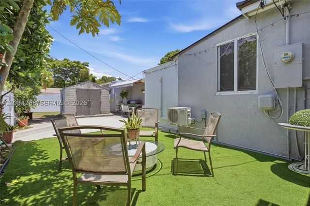 301 SW 36th Ave, Miami, FL 33135