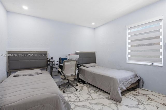 301 SW 36th Ave, Miami, FL 33135