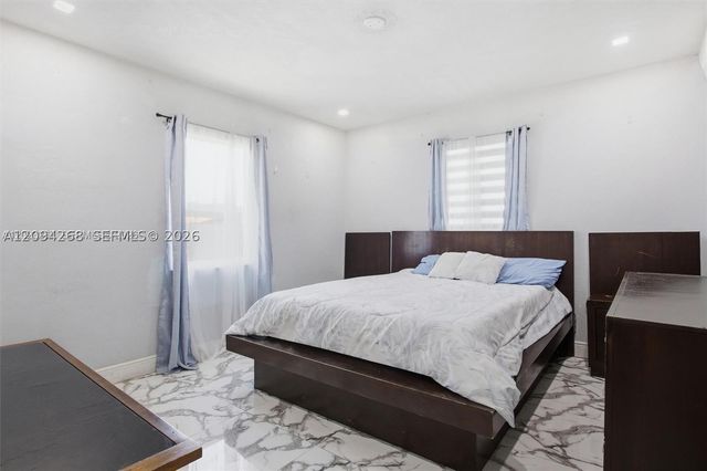301 SW 36th Ave, Miami, FL 33135