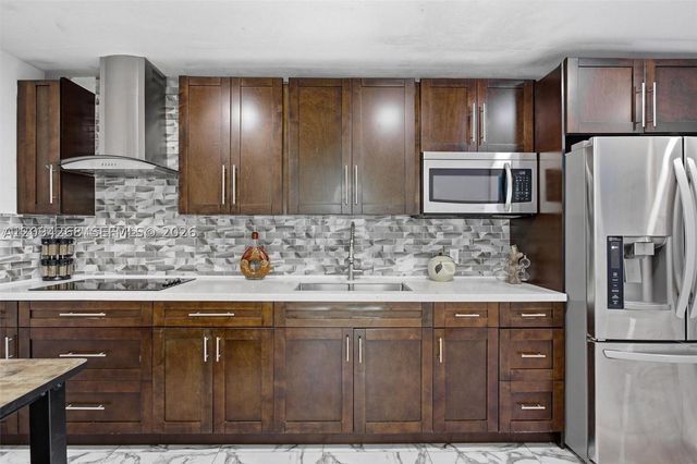 301 SW 36th Ave, Miami, FL 33135