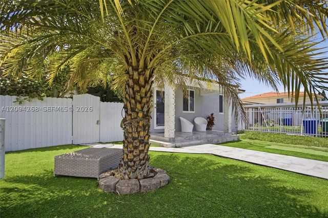301 SW 36th Ave, Miami, FL 33135