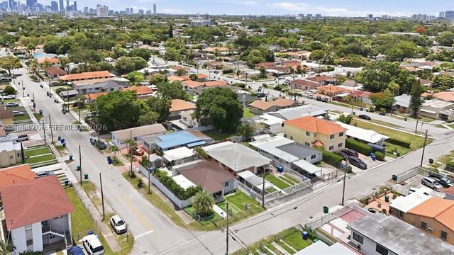 301 SW 36th Ave, Miami, FL 33135
