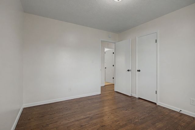 2004 Morris Ave, Columbia, TN 38401