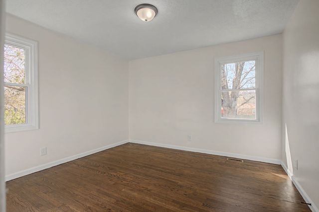 2004 Morris Ave, Columbia, TN 38401