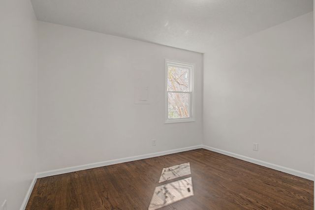 2004 Morris Ave, Columbia, TN 38401