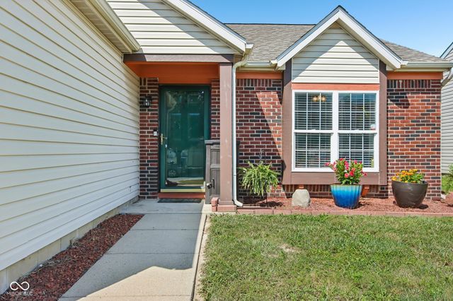 6641 Crestwell Lane, Indianapolis, IN 46268