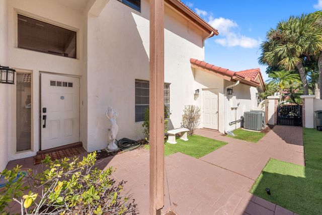 21669 Town Place Drive, Boca Raton, FL 33433