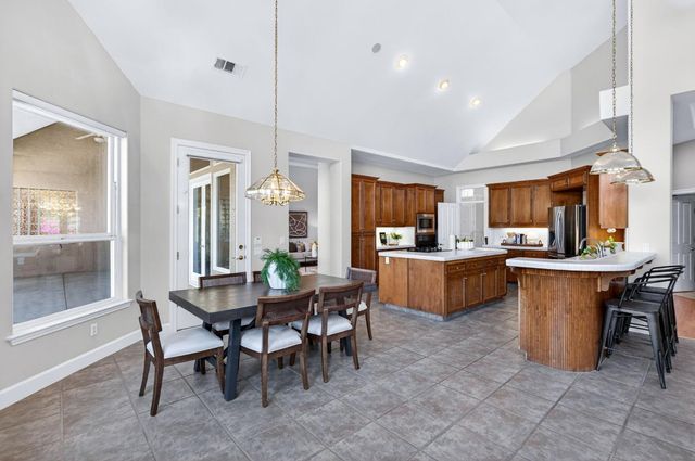1550 E Starpass Drive, Fresno, CA 93730