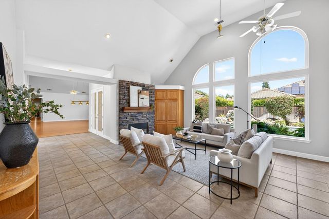 1550 E Starpass Drive, Fresno, CA 93730