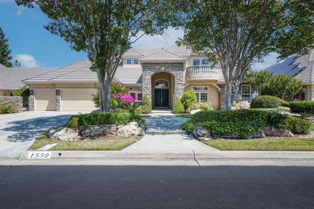 1550 E Starpass Drive, Fresno, CA 93730