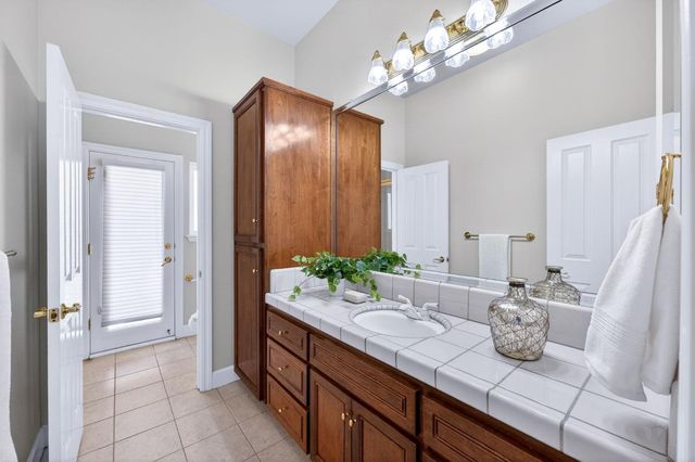 1550 E Starpass Drive, Fresno, CA 93730