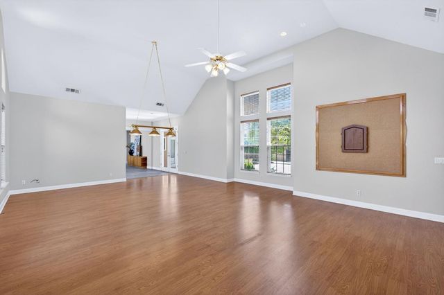 1550 E Starpass Drive, Fresno, CA 93730