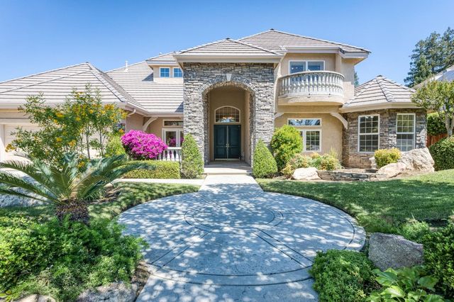 1550 E Starpass Drive, Fresno, CA 93730