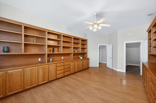 1550 E Starpass Drive, Fresno, CA 93730