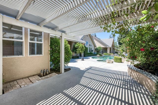 1550 E Starpass Drive, Fresno, CA 93730