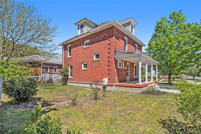 115 N Emily Street, Ludington, MI 49431