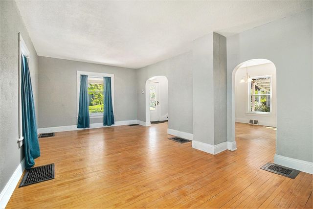 115 N Emily Street, Ludington, MI 49431