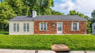 7461 Castro Drive, Ferguson, MO 63135