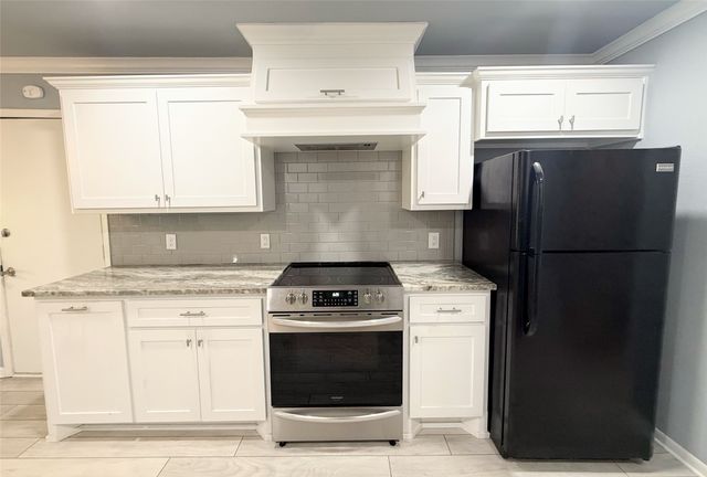 1111 Joel Street, Groesbeck, TX 76642