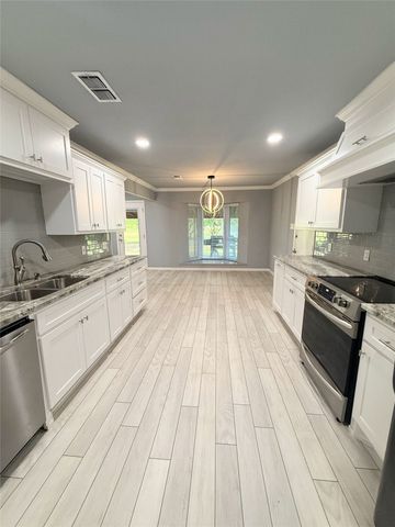 1111 Joel Street, Groesbeck, TX 76642
