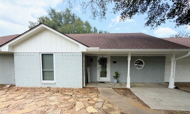 1111 Joel Street, Groesbeck, TX 76642