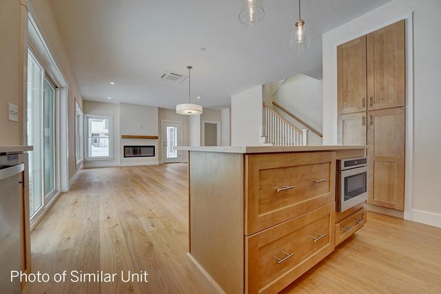 23 Kasnet Drive, Rye, NH 03870